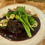 水色食堂 - 鹿児島県産牛ほほ肉の赤ワイン煮込み