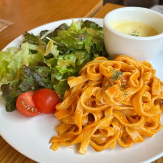 アルマド カフェ&バー_1