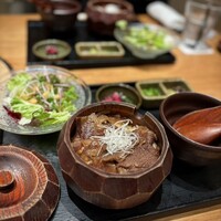 北新地 肉料理 名門 - 