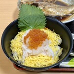 海鮮お食事処 銀蔵 - ミニ蟹トロ丼