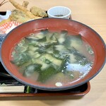 海鮮お食事処 銀蔵 - 味噌汁