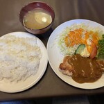 M-2 - ポークカツランチ830円