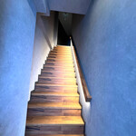 LIBÉRA - 階段を上がって店内へ