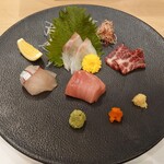 お料理 三七三 - シマアジ タイ 鯨のすのこ マグロ