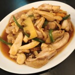 くるみ - 鶏のカキソース炒め