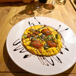 牡蠣とアボカドのオムレツ