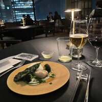 MAISON 8 restaurant - 