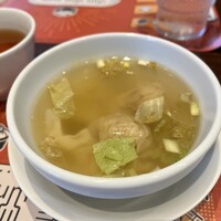 DimDimSum 大阪本店 - ミニワンタンスープ