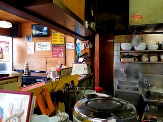  中華料理 吾作 - 店内光景。