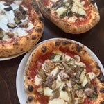 ピッツェリア　デラチッタ - 