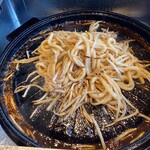 六甲山ジンギスカンパレス - 〆の焼きうどん
