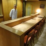 味 竹林 - 店主と娘さんと二人で対応してくれます