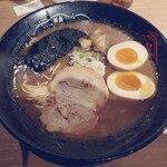 金澤濃厚豚骨ラーメン 神仙 - 味玉豚骨ら～めん