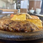 炭焼きハンバーグ 牛吉 - 
