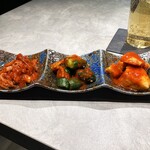 りきちゃん 東京西麻布店 - キムチ3種　白菜、胡瓜、山芋