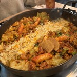 チーズタッカルビ専門店 ホンチュンチョン - 