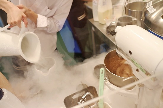 液体窒素アイス By ジュリアード 閉店 ワンクロアイスクリーム 原宿本店 196 Ice Cream 明治神宮前 アイスクリーム 食べログ