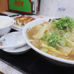 餃子の王将 - 野菜煮込みラーメンフェアセットＢ＋餃子３個