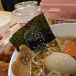 キャラクターフードコート - ラーメン