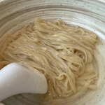 紅ズワイガニらぁ麺 まるはち屋 - 