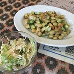 インド料理 パリワル - セットのサラダ＆チャナサラダ(¥540)