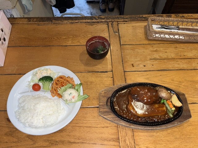 コスパ最強です。 : 菩提樹喫茶