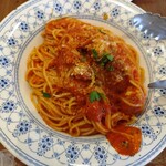 Lode - ソーセージのトマトソースパスタ