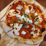 Lode - 手作りシーフードピッツァ カリッとモチモチ
