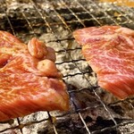 炭火焼肉 ホルモン にく式 - 