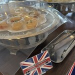 レストラン ヴァロリス - ソフトボイルエッグの魚卵入りガーリックマヨ和え