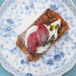 ペチカスケマサコーヒー - あまおうのミルフィーユ（1100円） 