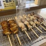 花山 - とり皮、豚バラ、しろ、砂肝