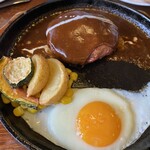 レストラン&カフェ ポテト - デミグラスハンバーグ