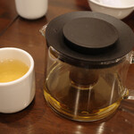 海員閣 - ホットジャスミン茶(ポット500円)