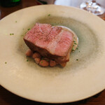 il tram - 沖縄プラチナポークの肩ロースのロースト うずら豆とそのソース