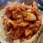 らーめん亭 赤門 - このキムチがラーメンライスに合うんです♪