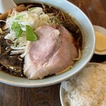 らーめん亭 赤門 - ラーメンライスなのだ