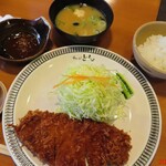 チャールスとん - (2025年)厚切りロースかつ定食