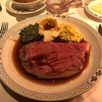 ロウリーズ・ザ・プライムリブ 恵比寿ガーデンプレイス店 - 