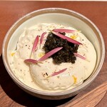 レストラン ラリューム - 春野菜と魚介のタルタル 聖護院蕪のエスプーマで覆いオシェトラキャビアと黄柚子を香らせて