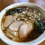 手打中華たきざわ - ワンタン麺　1000円