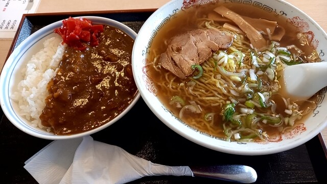 白神飯店 - 中央弘前（食堂）の写真