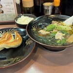 荻窪ラーメン十八番 - 