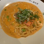 讃岐屋 - サーモンの醤油クリームソース