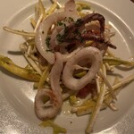 ル・リオン - 槍イカとたんぽぽのサラダ