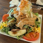 練馬 YaoyaBal - アボカドとごぼうのサラダ