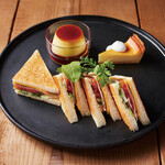 サロン・ド・テ・モロゾフ - 