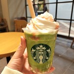 スターバックスコーヒー - ドリンク写真:桜と抹茶フラペチーノ…トールサイズ…690円