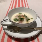 ラ　ブーシュリー　グートン - 玉ねぎのスープ ベーコンのアクセントと