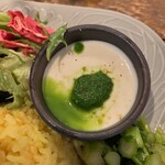 エジプト塩食堂 - スパイスデリプレート　蕪のパンナコッタ 春菊ソース